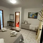 Island Villa *