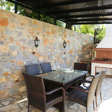 Island * Skiathos Town