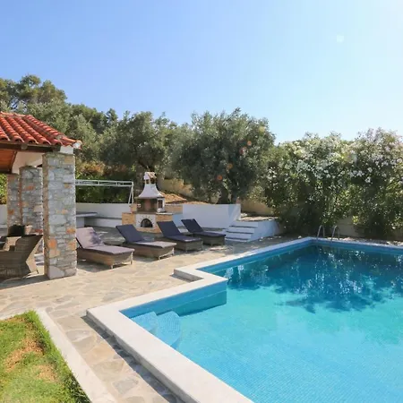 Villa Island Skiathos Town