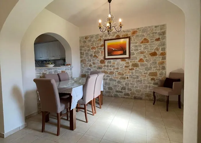 Villa Island Skiathos-stad